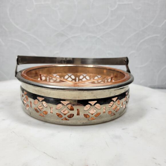 Vintage Pink Depression Handled Trinket Dish 5" Divided Relish Serving Tray - Picture 4 of 12